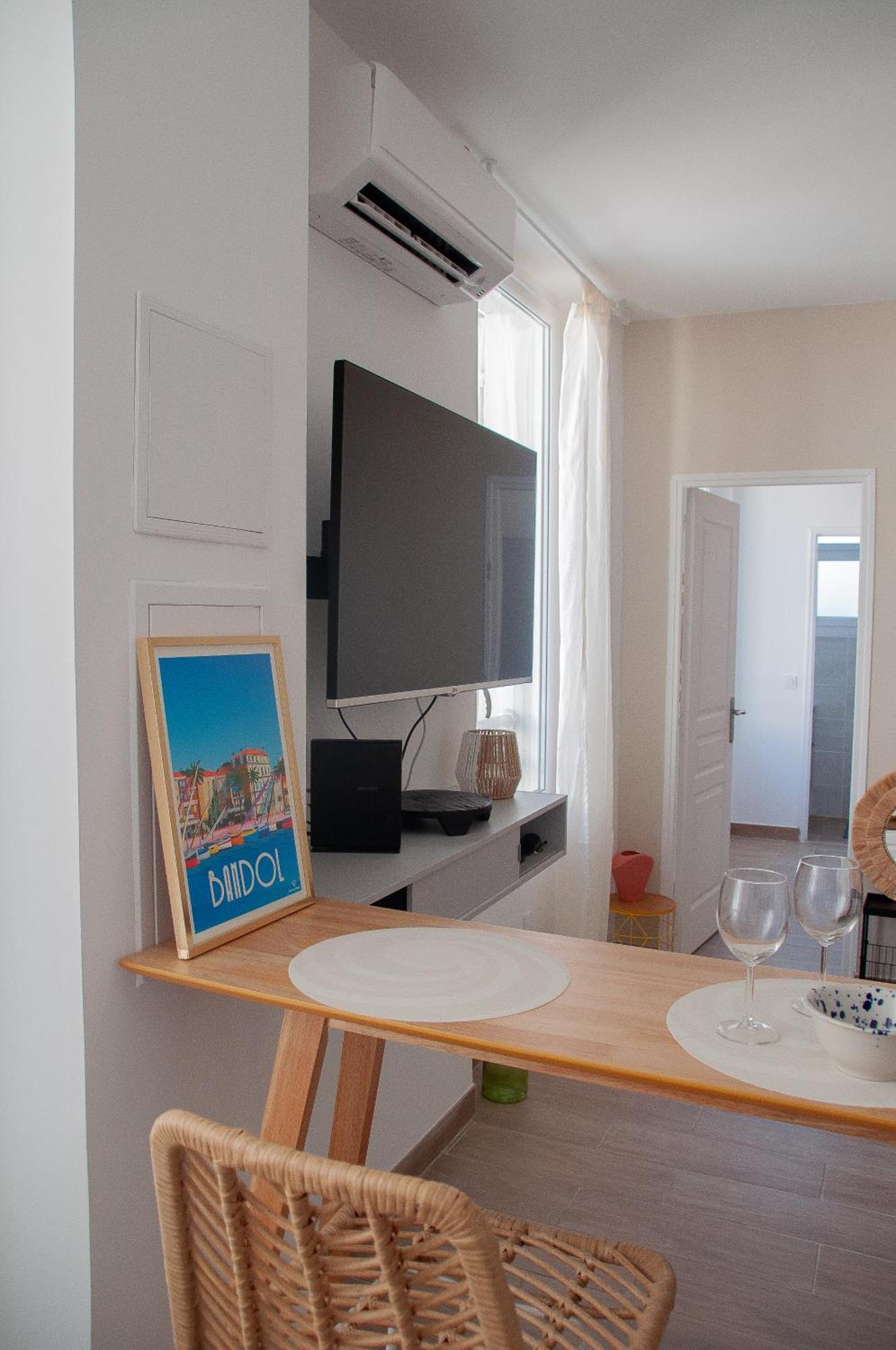 Bandol - Appartement Corneille Екстериор снимка